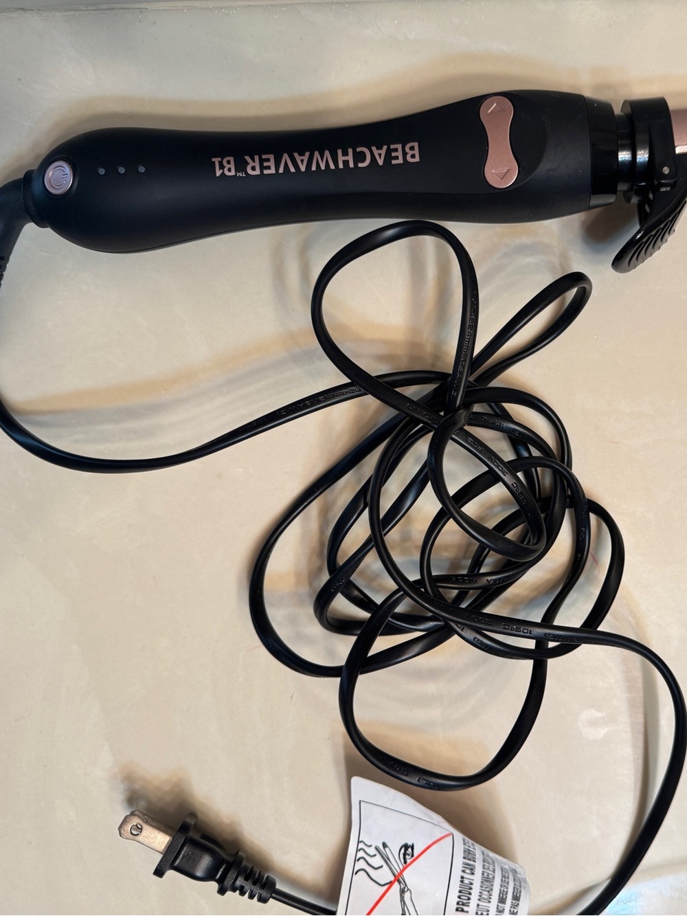 The Beachwaver Co. Rose Gold and Black Beachwaver B1 Curling Iron - Picture 3 of 3